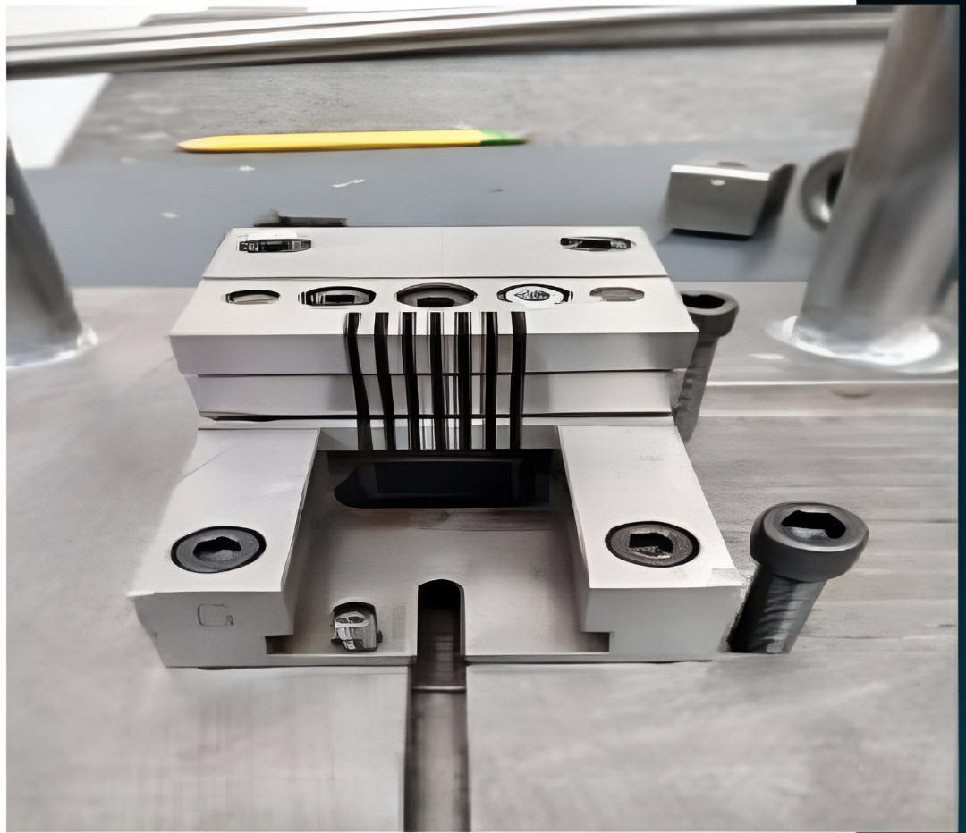 Piezas de precisión maquinadas en aluminio y acero